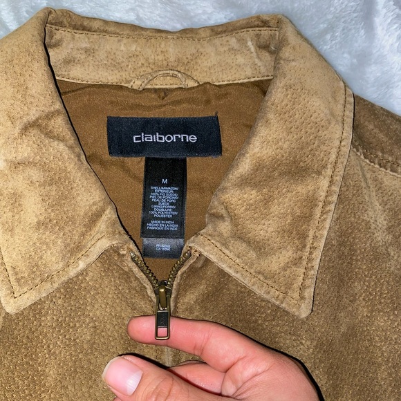 Mint condition Claiborne suede sweater *Rare* - Picture 5 of 7